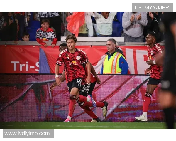 亚特兰大联队迎战纽约红牛队争夺美职联季后赛席位的关键对决