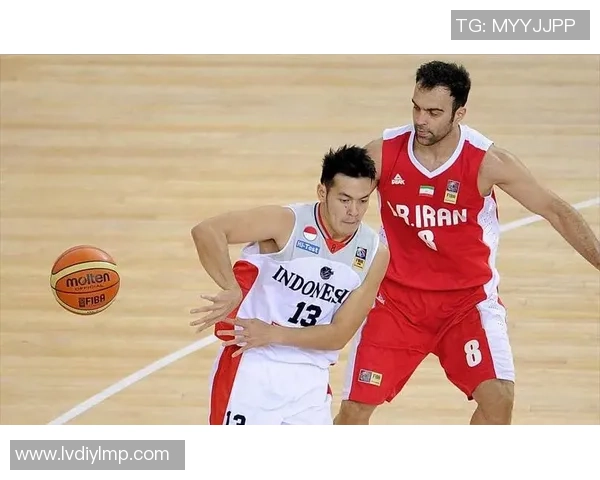 伊朗与中国篮球赛精彩对决展现两国体育实力与友谊的碰撞与交流