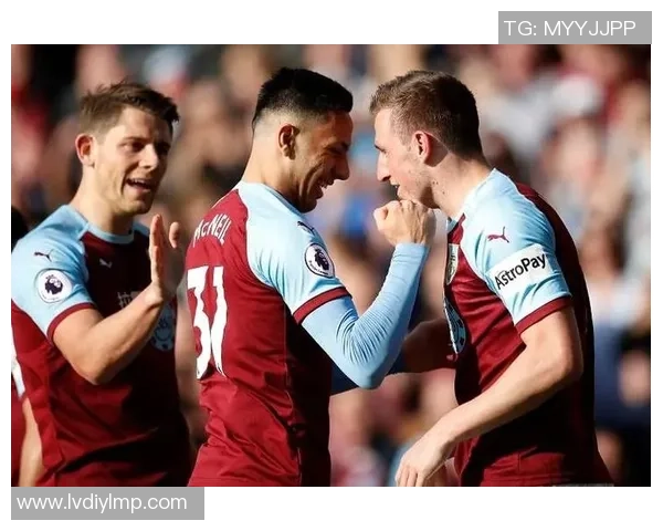 哈斯菲尔德主场迎战伯恩利双方争夺英冠积分榜关键战役