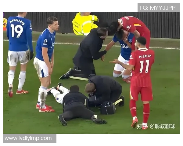 埃弗顿与狼队激战成和比分揭晓精彩瞬间回顾