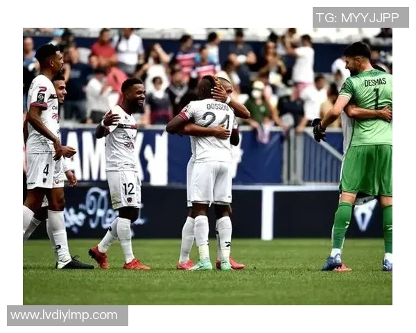 朗斯对克莱蒙精彩直播全程回顾及赛后分析尽在此处 朗斯对克莱蒙精彩直播全程回顾及赛后分析尽在此处